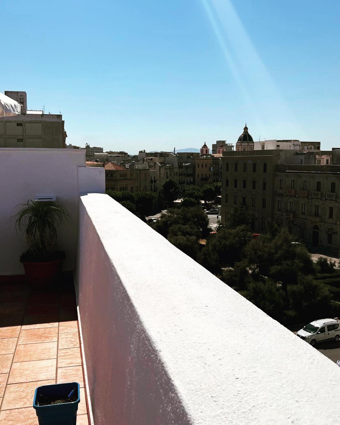Attico Vista Mare Trapani Apartamento Exterior foto